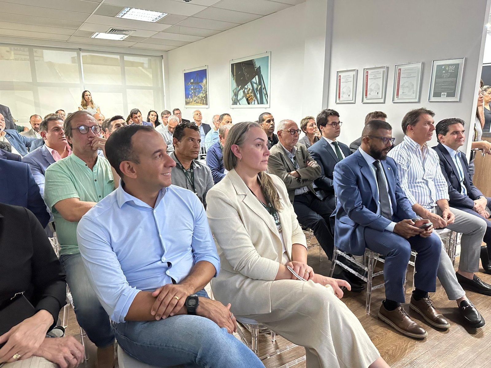 Deputada Daniela faz visita técnica ao Porto de Santos para modernização da legislação brasileira