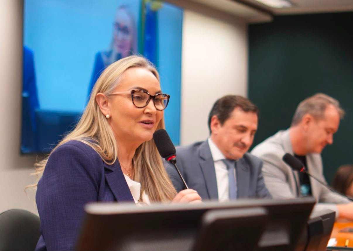 Daniela Reinehr aprova apoio do Ministério do Turismo para a Rota dos Vales e lidera debate sobre turismo rural na Câmara Federal